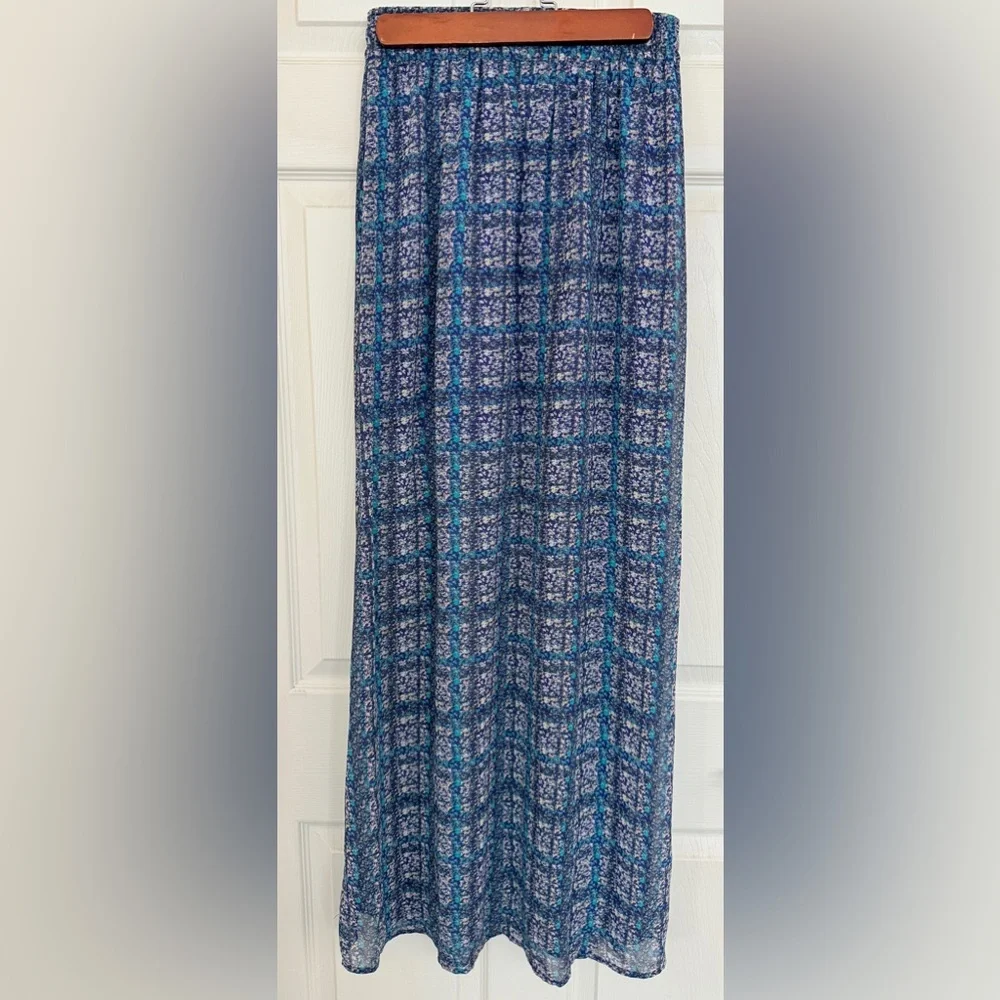 Umgee Maxi Skirt with drawstring size small